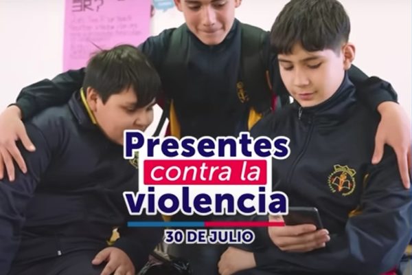 PRESENTES CONTRA LA VIOLENCIA